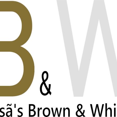 Lousa'S Brown & White Eksteriør bilde